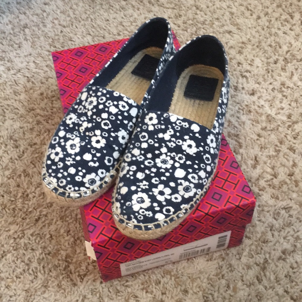 Tory Burch espadrille size 8.5